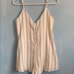Tobi romper (size xs)